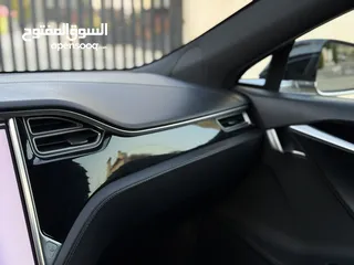  11 Tesla model s 2017 بحالة الوكالة