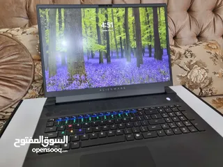  1 للبيع بسعر مغري ALIENWARE M18 R2