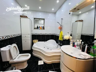  13 شقة أرضية للبيع في دير غبار ref : 14240