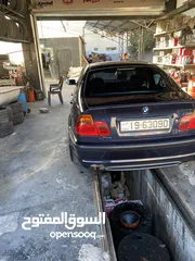  24 BMW 316i 1999