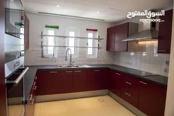  4 Townhouse for sale in Al mouj