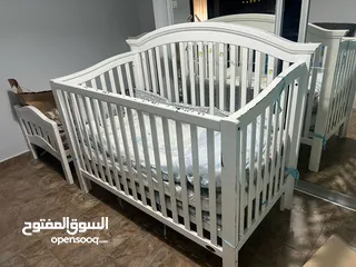 1 تخت أطفال من عمر سنة إلى 5 سنوات