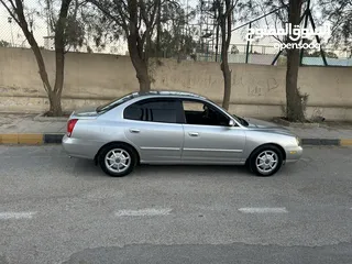  12 أفانتي XD 2001