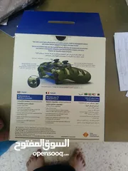  2 يد بلايستيشن 4 اصلية مع كرتونه للبيع 30 دينار