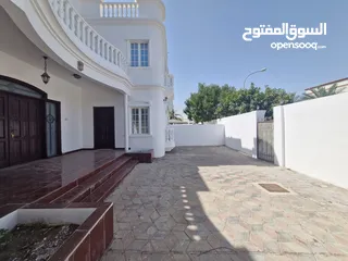  8 5 BR Spectacular Villa in Al Hail – for Rent