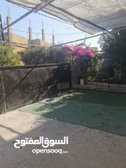  13 بيت مستقل للبيع