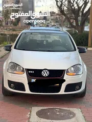  4 سيارات للبيع