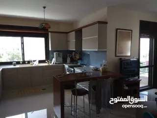  4 شقة مميزة للبيع – عين منجد / رام الله  الموقع: عمارة السعادة – مقابل قيادة الشرطة مباشرة