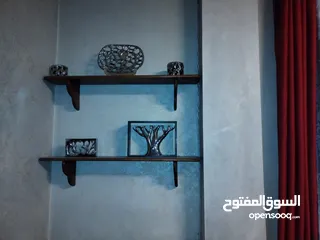  2 اثاث مستعمل  استعمال خفيف بحالة ممتازة للبيع