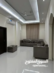  1 شقه كبيره واستديو