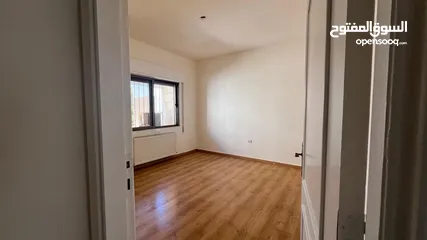  8 شقة للايجار