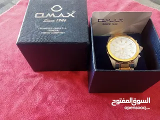  2 ساعة omax رجالي فريده من نوعها جميلة و مميزه لون جميل يجمع بين مزيج من الفضي و الذهبي جديدة للبيع