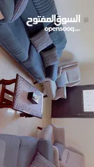  1 كنبايات استخدام اقل من سنه سبب البيع كبير ع الغرفه
