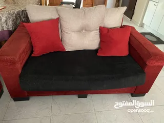  1 كنبايات بحالة جيدة