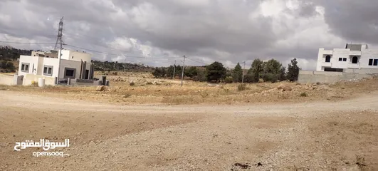  4 شفابدران مميزة جداً شارعين ومستوية