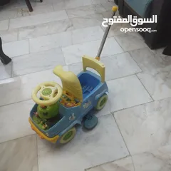  30 سيارة أطفال