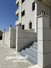  2 شقة ارضية/ 170م/ شفا بدران/ ترس امامي/ ترس خلفي/ موقف سيارة مستقل/ صرف صحي واصل