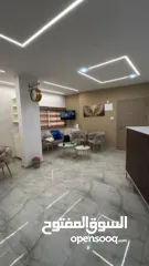  7 صالون نسائي مكون من طابقين كوتيج مساحته 120 متر