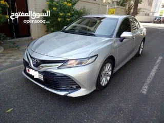  4 Toyota Camry GLE 2.5 L 2019 Silver Agent Maintained Well Maintaned Urgent Sale