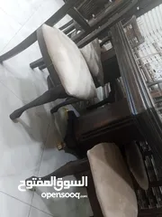  2 طاوله سفره للبيع بحاله ممتازه