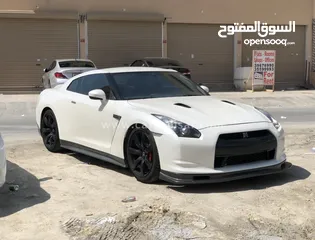  3 للبيع نيسان gt-r