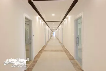  4 عيادة 58 متر في مجمع الحسيني الطبي 2 الطابق الثاني
