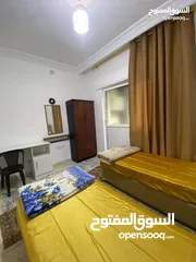  18 شميساني قرب حديقة الطيور و مستشفى الشميساني غرفة و صاله مفروش