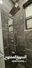  23 شقه مميزه للبيع طابق اول بسعر مغري من المالك مباشره