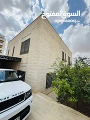  11 فيلا مميزه للبيع في ضاحية المدينة المنورة من المالك مباشره