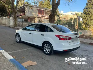  6 فورد فوكس. فلللللل بدون فتخه بسعررررر حرقزحوق