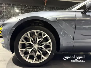  7 2021 Aston Martin DBX 505, Feb 2027 Aston Martin Warranty, Fully Loaded, Very Low Kms, GCC