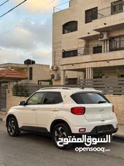  1 هونداي فينو 2021  VENUE V  ماتور 1600 بنزين/اوتوماتيك/ تشغيل عن بعد  -- فل فل مسكر ما عدا فتحه