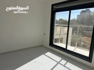  3 شقه البيع في البيره في سطح مرحبا قرب مسجد الخلفاء