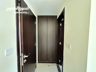  4 (ضياء) ارقى غرفتين وصالة في الشارقة ابو شغارة  اول ساكن بمساحات واسعه تشطيب ممتاز سهل المخرج ل دبي