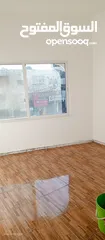  1 شقة تجارية صغيرة للايجار (استديو تجاري)