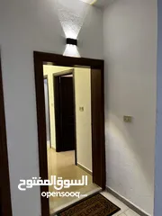  12 شقة مفروشة بحالة ممتازة للاجار