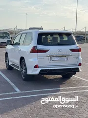  8 لكزس الدفع الرباعي LX570 2017