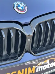  12 BMW 530e M Package 2021