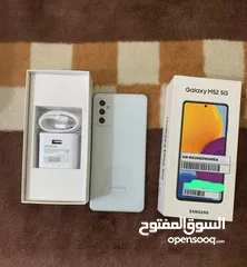  1 سامسونج m52 شبكة 5G مساحه 128 جيجا رام 6 معاه كامل اغراضه لون ابيض (فيتنامي) التواصل علي السوق فقط