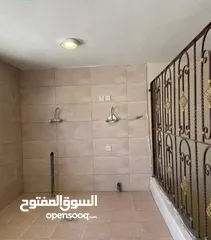  1 لايجار شقه في  صباح الناصر دور ثاني مصعد