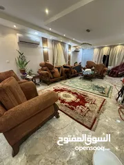  11 مكافحة جميع أنواع الحشرات بمكه تنظيف الكنب والسجاد والستائر بالبخار  تنظيف وتعقيم الخزانات