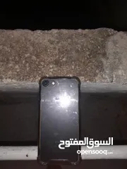  3 بسعر مغري جدا iPhone 7 (128)G