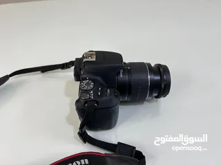  8 كاميرا كانون EOS 200D للبيع