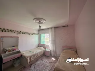  7 شقه للبيع مساحه 135متر   اجمل مناطق مرج الحمام