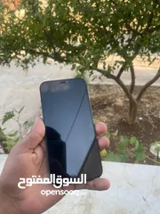  1 ايفون 12 برو ماكس 256 بحاله الوكاله قابل للبدل ولا خدش لايوجددد توصيييل