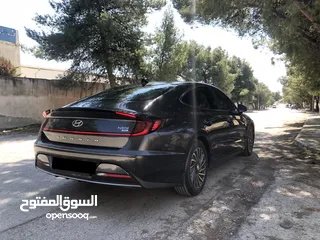  3 هيونداي سوناتا هايبرد 2020 فحص كامل ممشى قليل بحالة الوكالة للبيع بسعر مغري