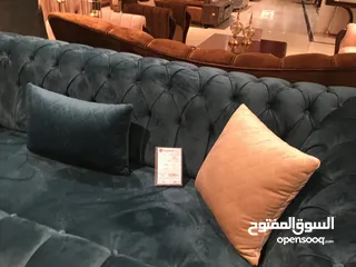  11 طقم كنب 7 مقاعد لون ازرق وبيج بحالة الجديد من شهوان استخدام خفيف خشب تقيل وموديل جميل بدون اي خدش