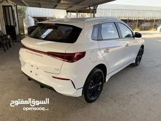  9 BYD E2 2022 بي واي ديه 2022 صنف لوكشري فل الفل بحاله الوكاله