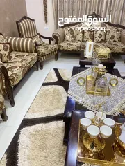  25 كنب ومطبخ للبيع مع برادي