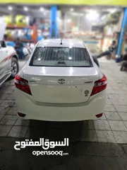  4 Toyota Yaris 2016